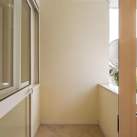 Lucas Apartmán Tirana